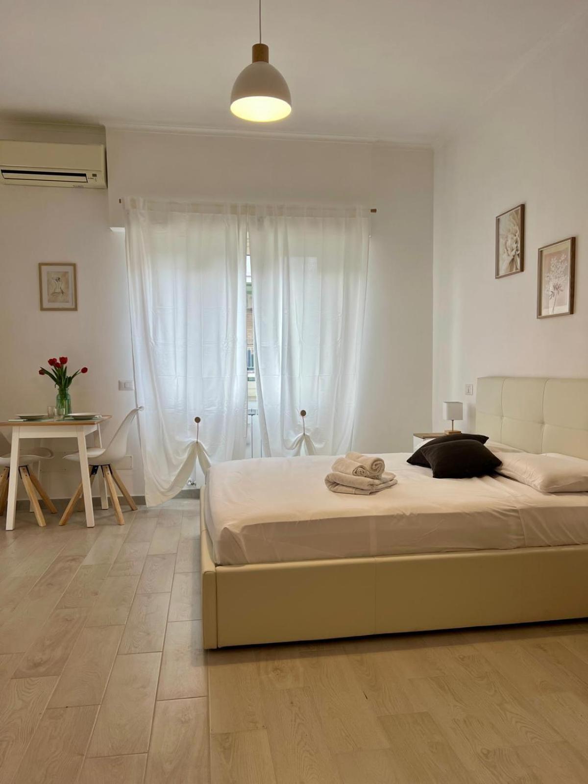 Augusto'S House B&B ローマ 部屋 写真